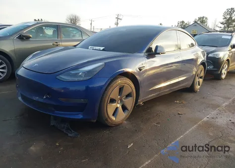 2023 Tesla Model 3 Rear-Wheel Drive z USA, uszkodzony, nr VIN 5YJ3E1EA7PF614559